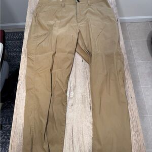 Orvis Men's Khaki Pants